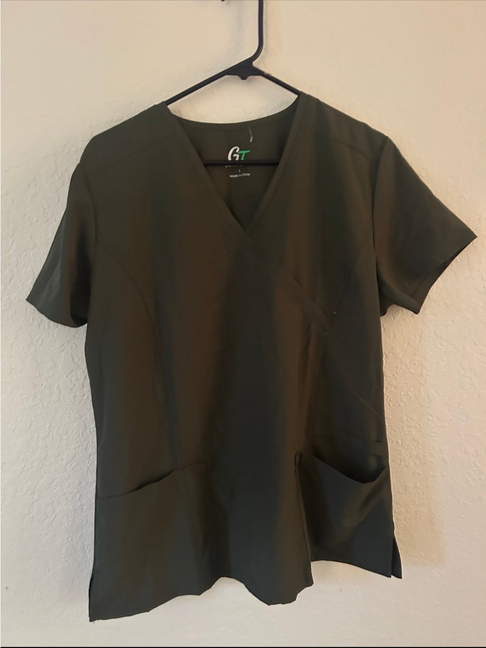 GT Olive V-Neck Short Sleeve Scrub set for Women